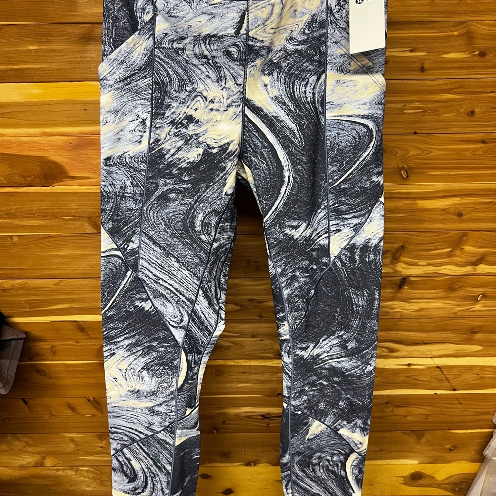 Stylish LULULEMON Athletica Lab Womens Marble Print Leggings